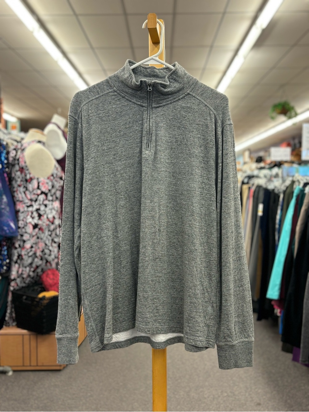 🛍️Men's Gray Quarter-Zip Pullover Sweater